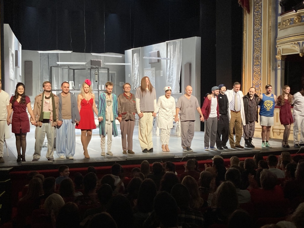 NAŠI UČENICI U HRVATSKOME NARODNOM KAZALIŠTU U OSIJEKU