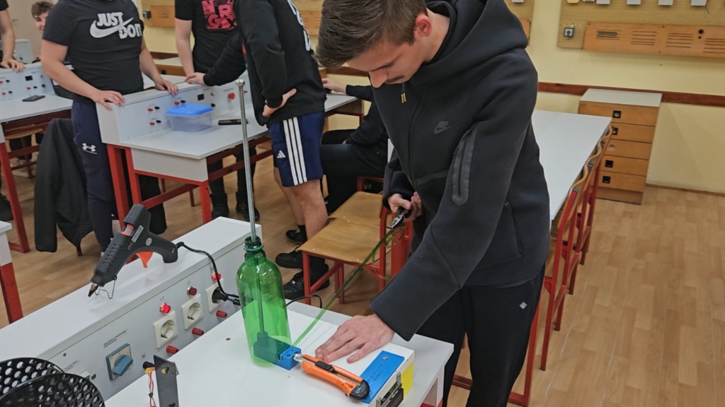 OD PLASTIČNE BOCE DO EKOLOŠKOG SUVENIRA – „SRCE JE UVIJEK U VALPOVU“